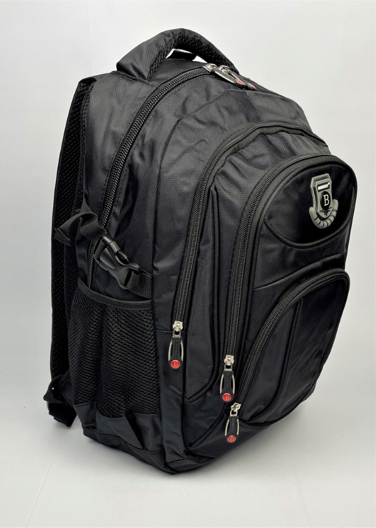 Plecak turystyczny trekkingowy Newberry 30L czarny - obrazek 4