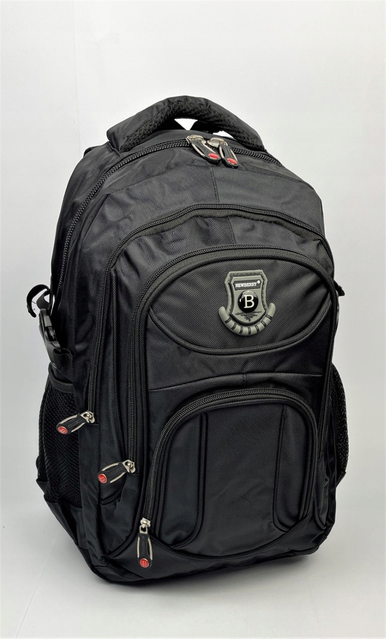 Plecak turystyczny trekkingowy Newberry 30L czarny - obrazek 3